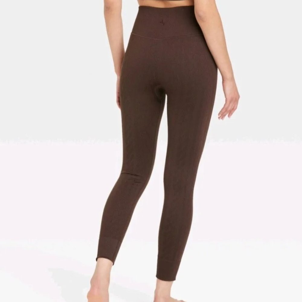 NWT - Women's "Brown" Seamless High-Rise Cable Knit 7/8 Leggings - JoyLab - Picture 2 of 4